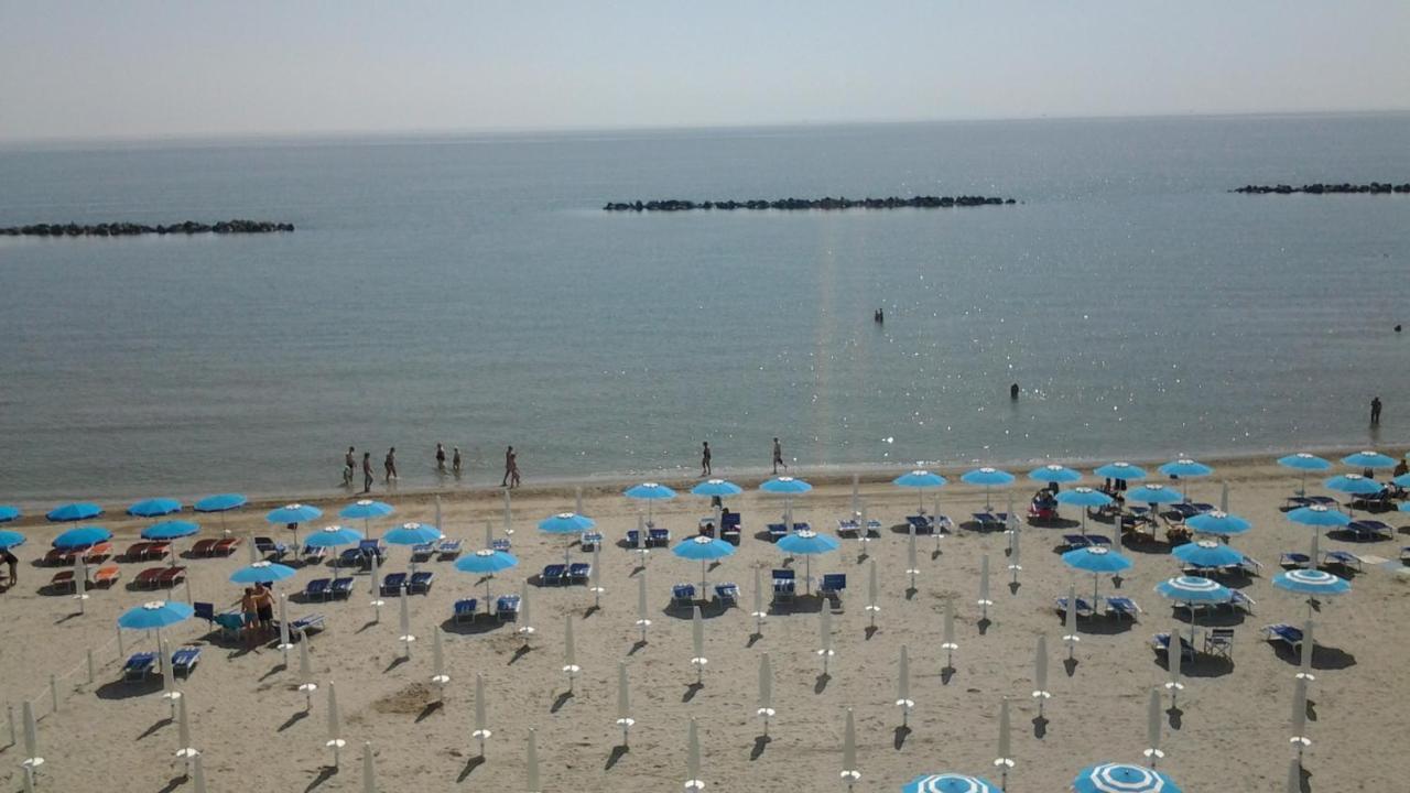 Giovanni In Romantic Adria On The Beach Apartment Lido di Pomposa Exterior foto